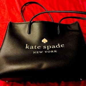 Very cute kate spade purse!
